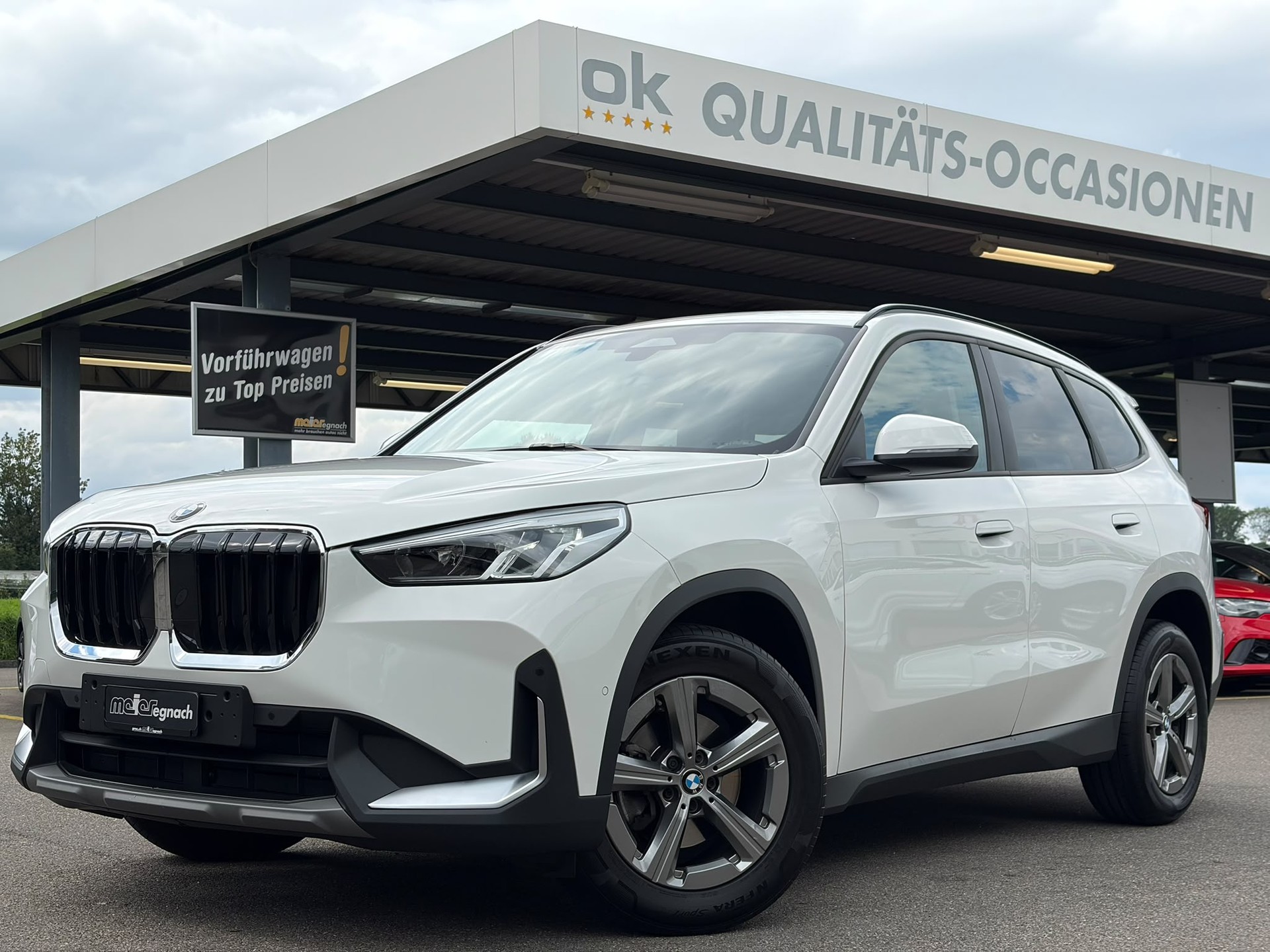 BMW X1 sDrive 18i-image-0