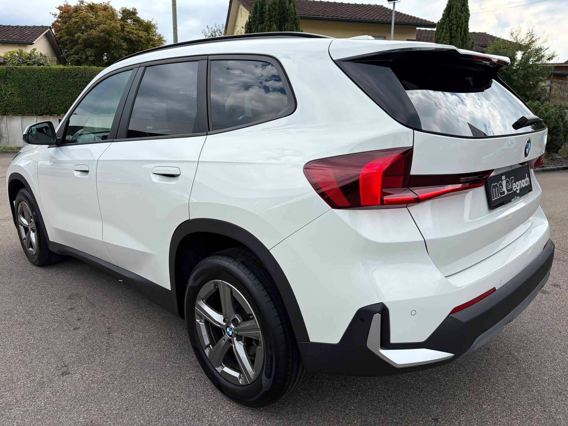 BMW X1 sDrive 18i-image-5