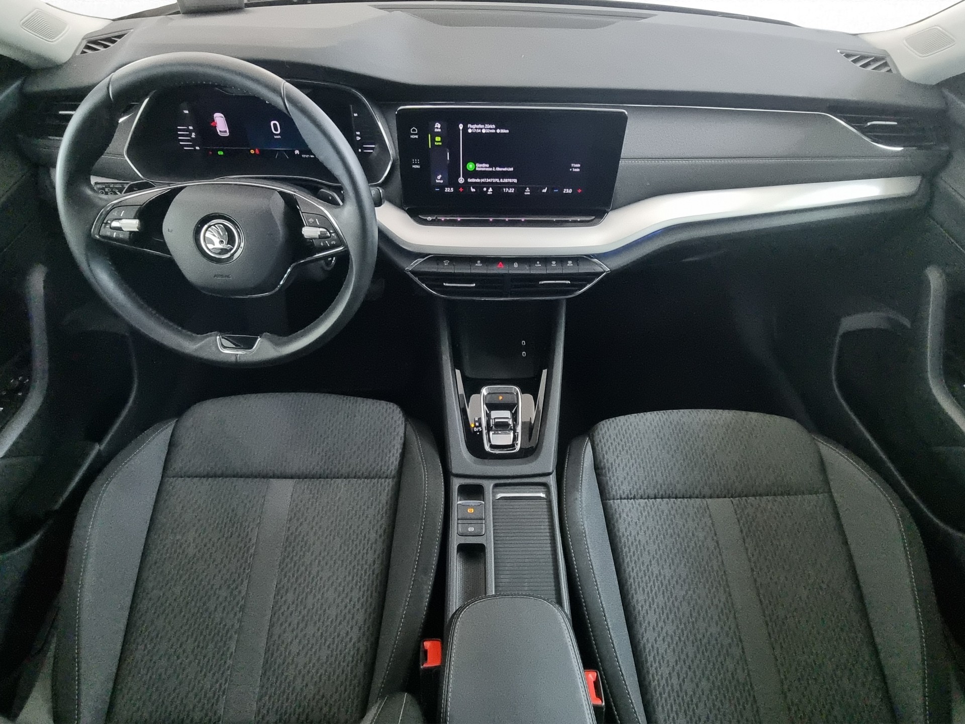 SKODA Octavia Combi 2.0 TDI 150 Ambition DSG-image-7