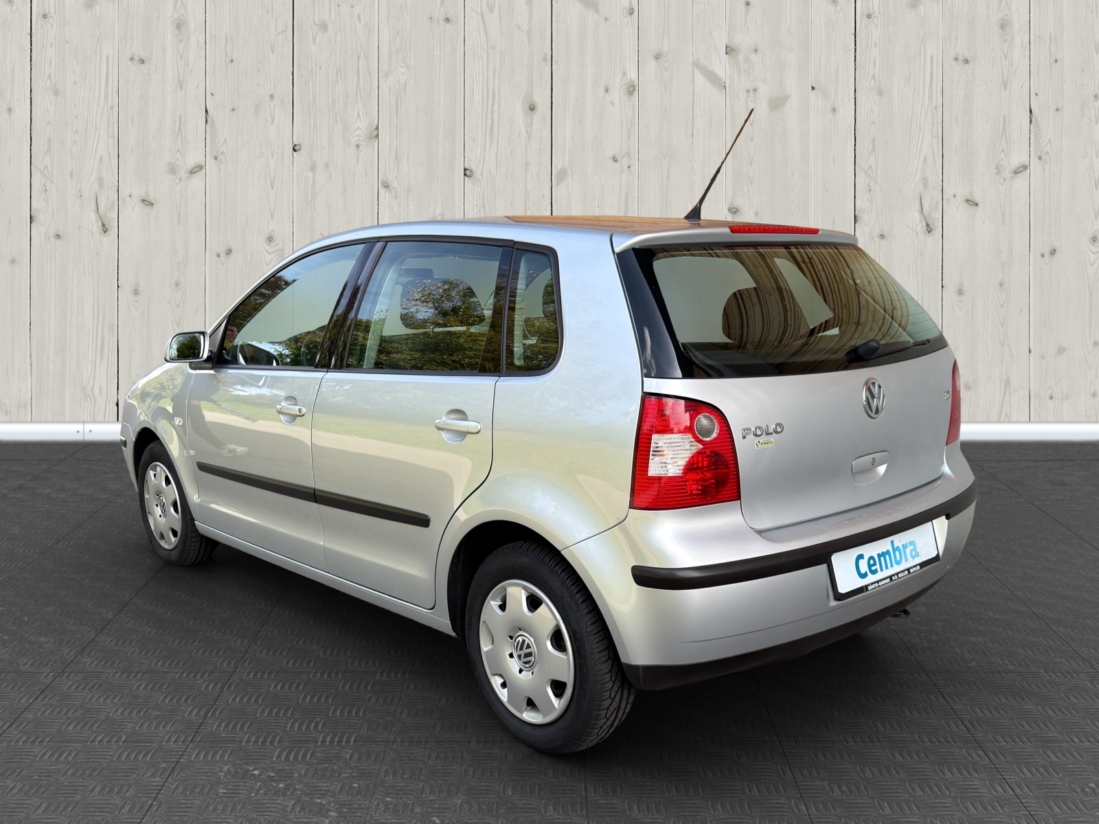 VW Polo 1.4 16V Highline-image-4