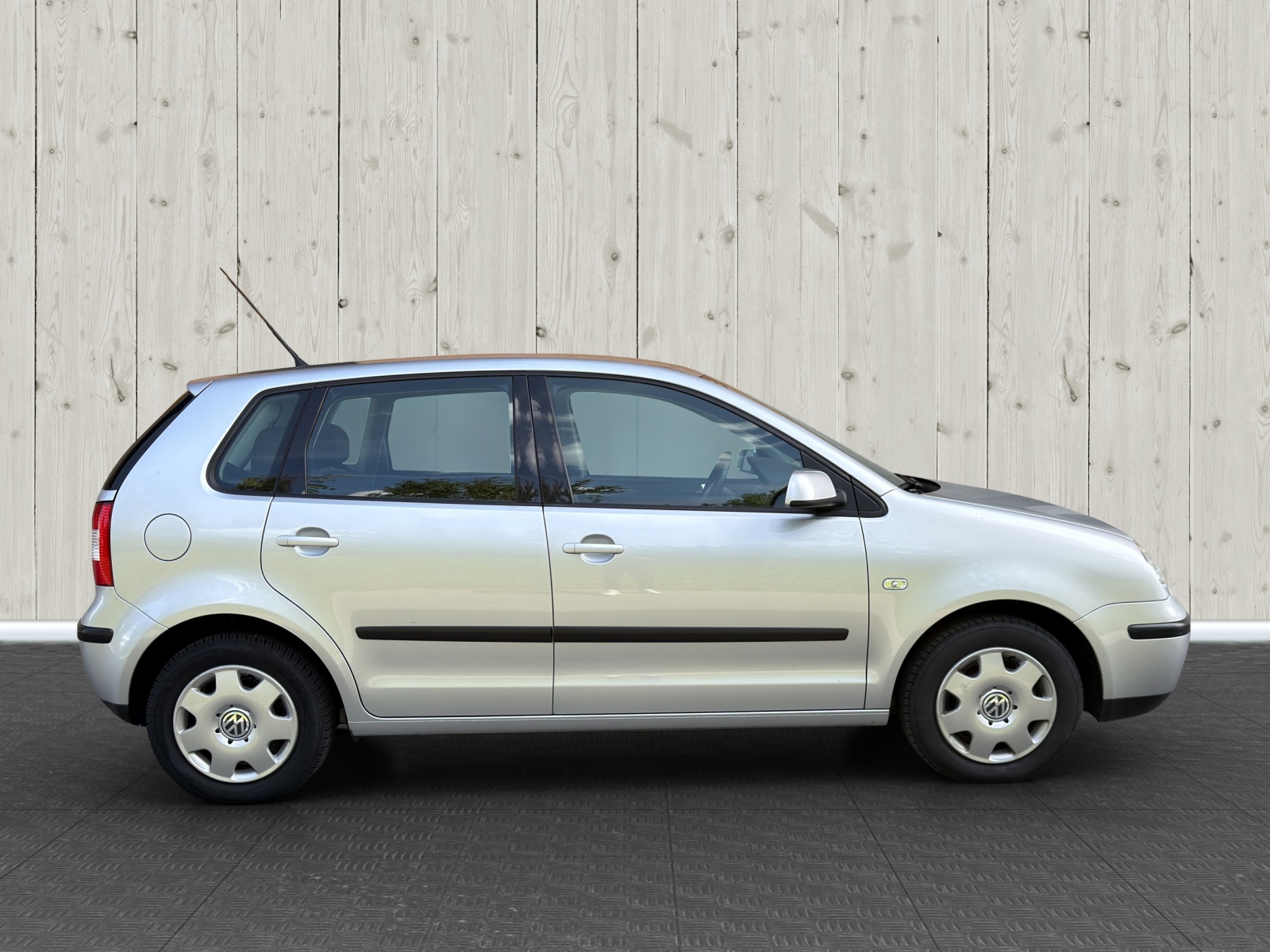 VW Polo 1.4 16V Highline-image-7