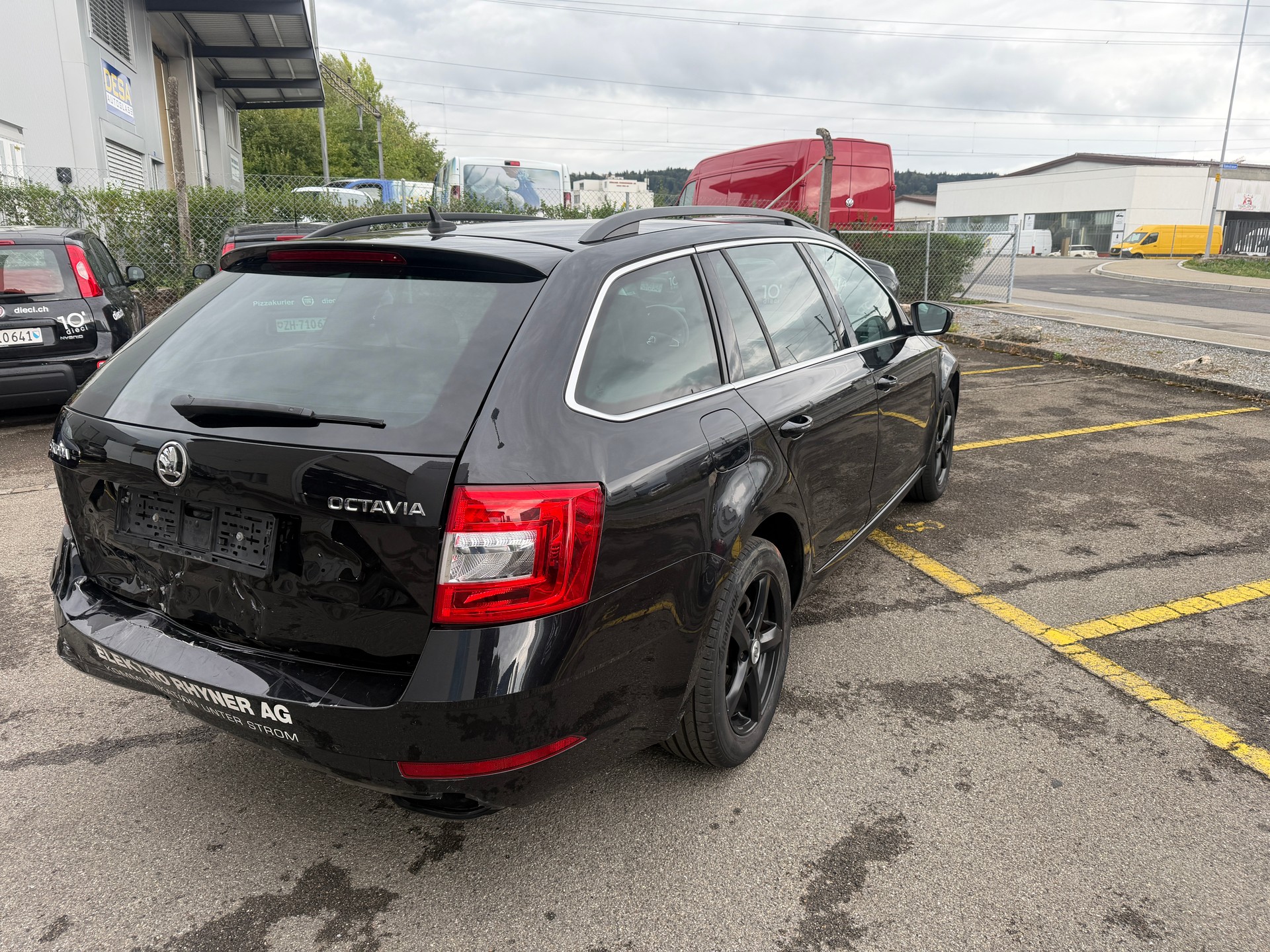 SKODA Octavia Combi 1.5 TSI Ambition DSG-image-3