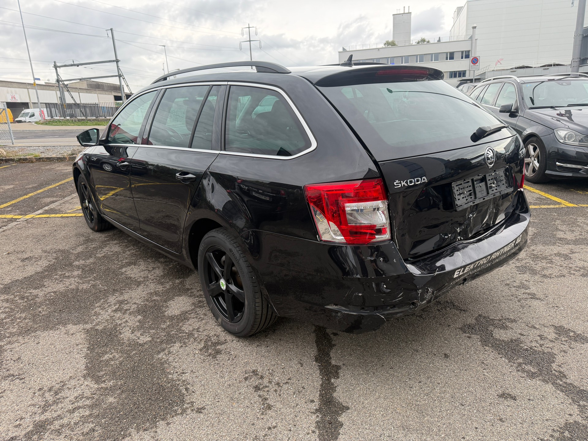 SKODA Octavia Combi 1.5 TSI Ambition DSG-image-4