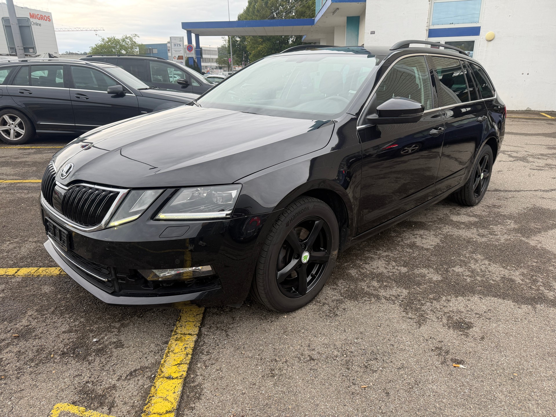 SKODA Octavia Combi 1.5 TSI Ambition DSG-image-0