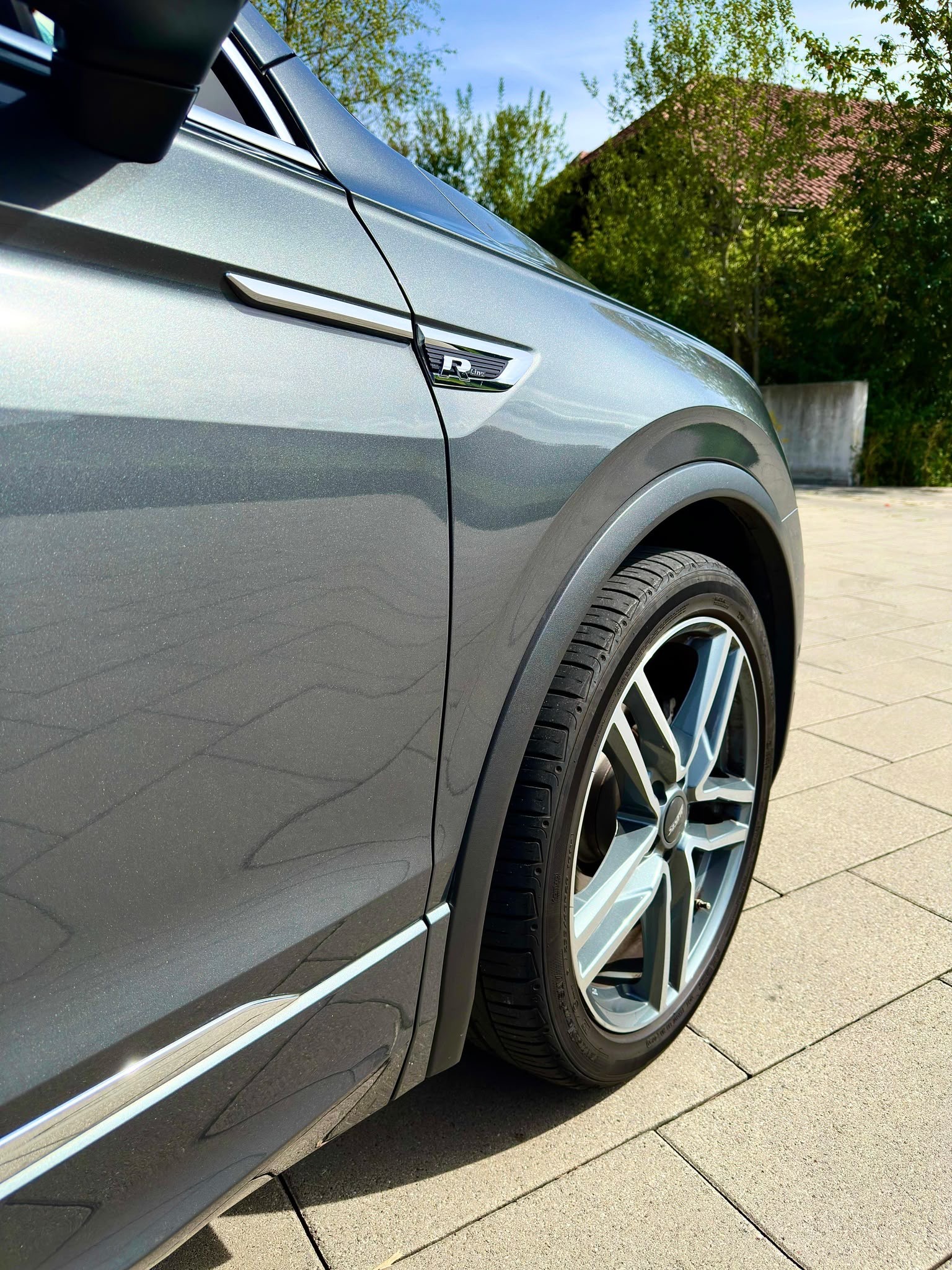 VW Tiguan 2.0 TDI SCR Highline 4Motion DSG-image-10