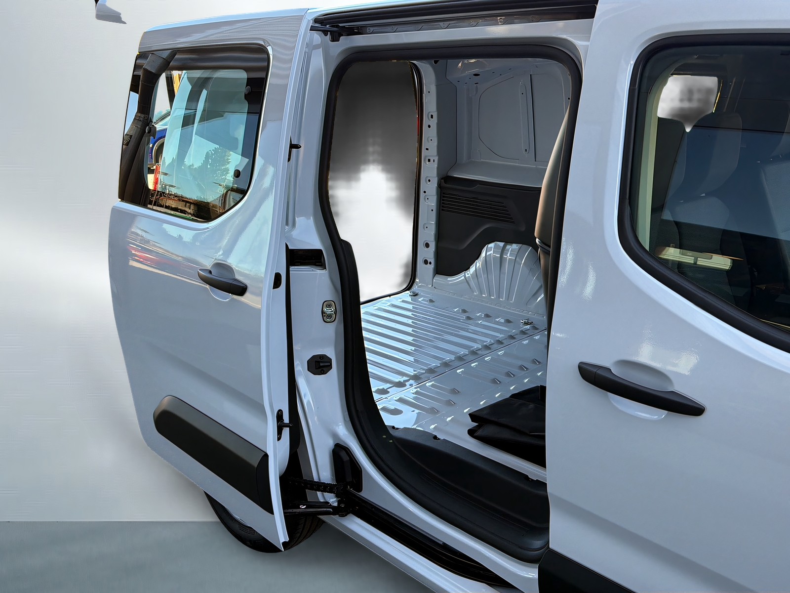 TOYOTA Proace City Van 1.2 Active Medium-image-13