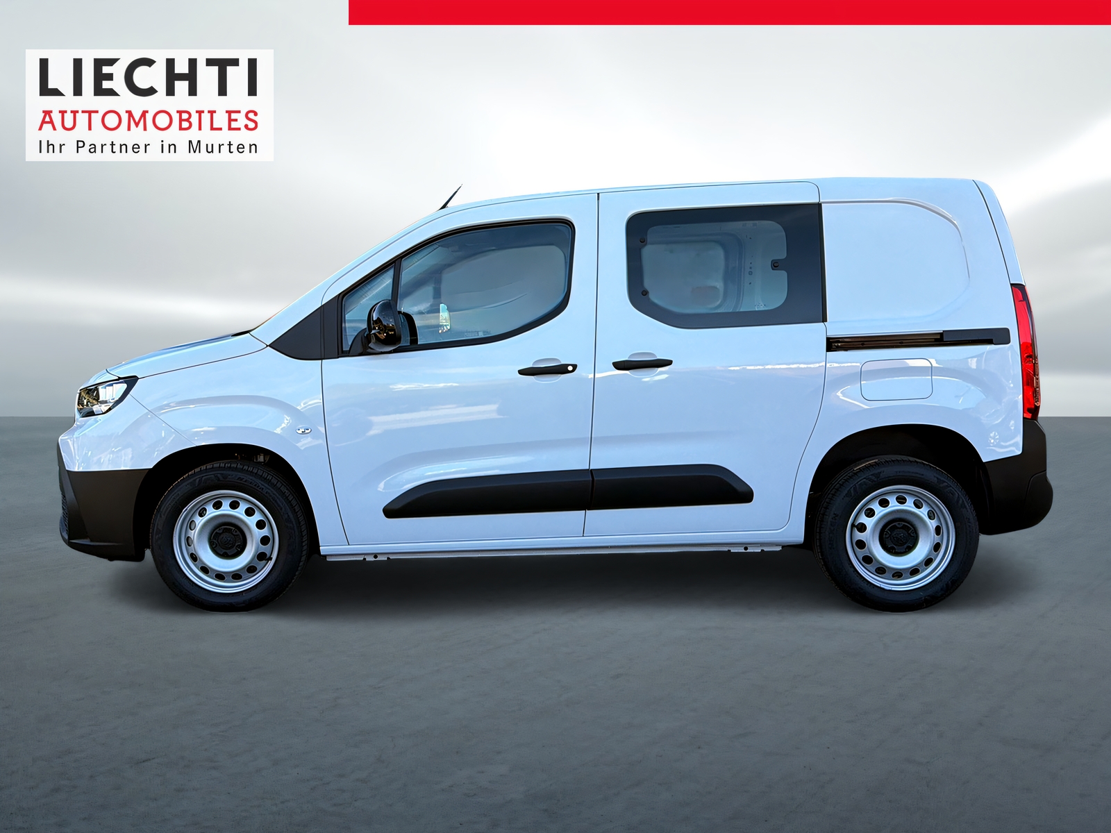 TOYOTA Proace City Van 1.2 Active Medium-image-1