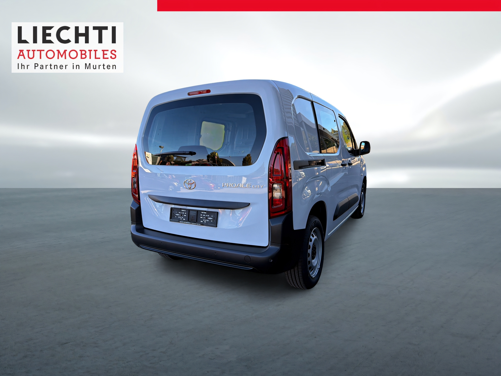 TOYOTA Proace City Van 1.2 Active Medium-image-11