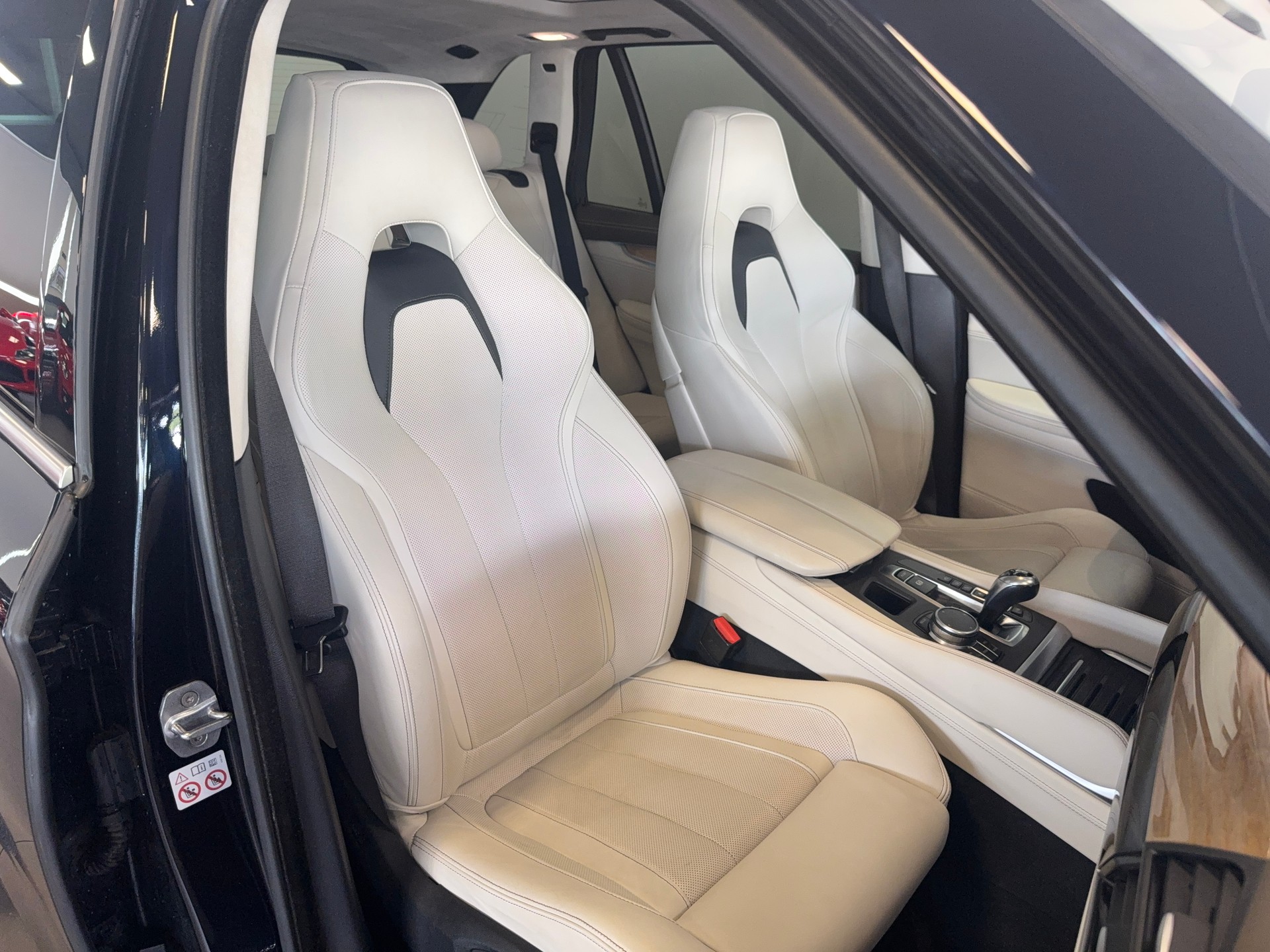 BMW X5M Edition Black Fire Steptronic-image-6