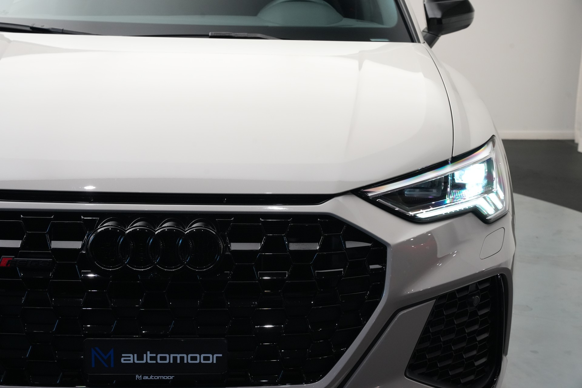 AUDI RS Q3 Sportback quattro S tronic *CH-Fahrzeug* *Sonos* *Sportfahrwerk Plus*-image-40