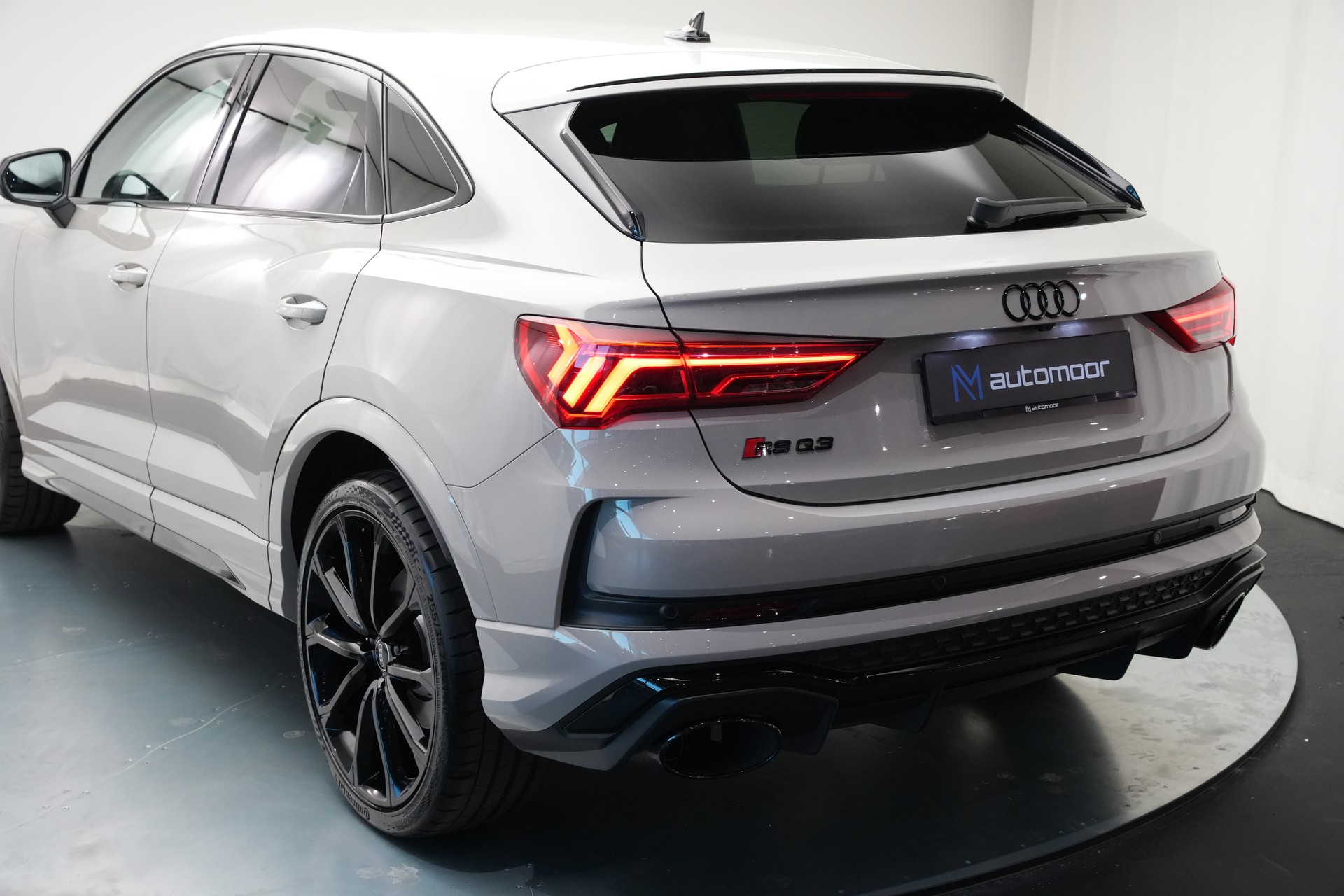 AUDI RS Q3 Sportback quattro S tronic *CH-Fahrzeug* *Sonos* *Sportfahrwerk Plus*-image-34
