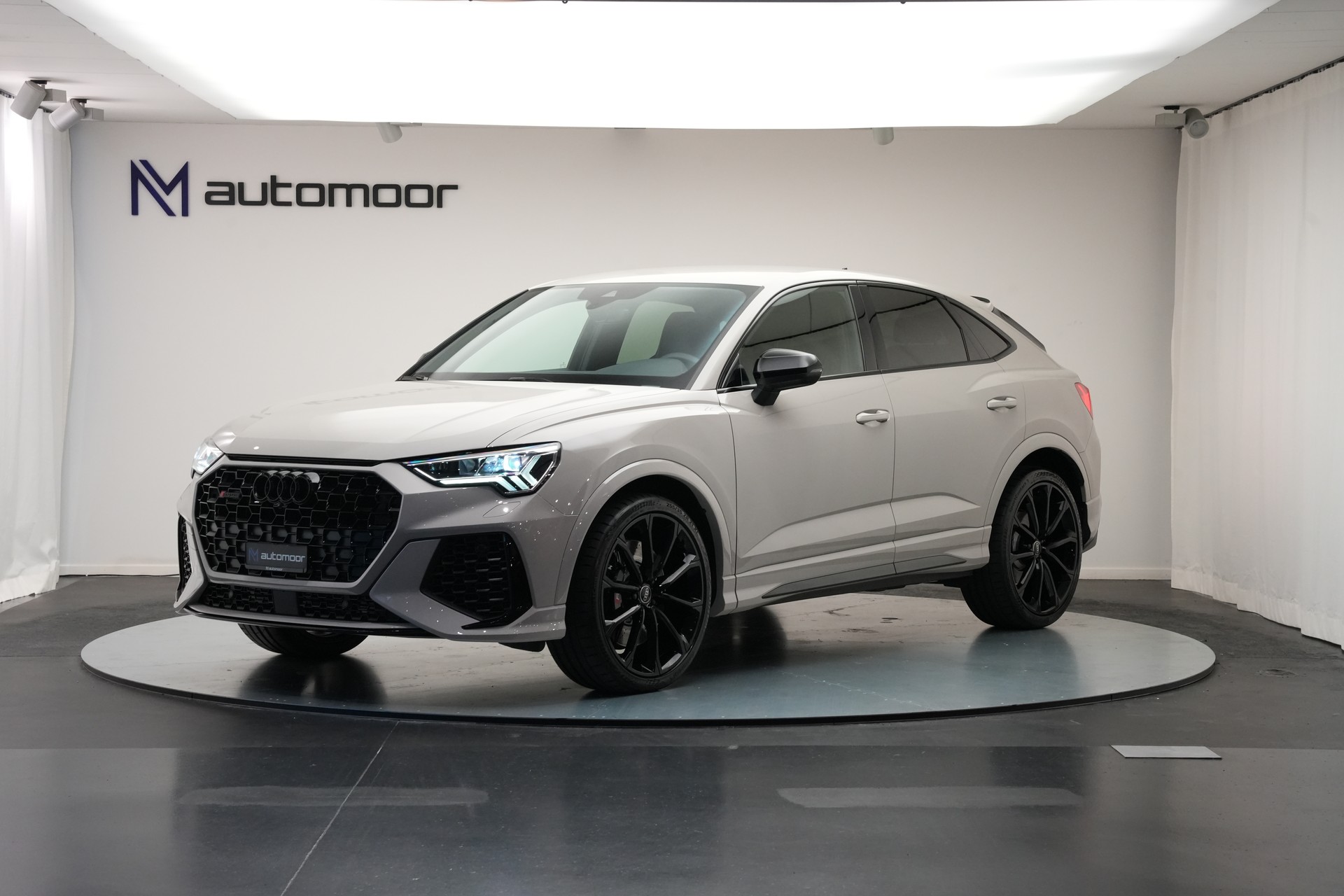 AUDI RS Q3 Sportback quattro S tronic *CH-Fahrzeug* *Sonos* *Sportfahrwerk Plus*-image-0