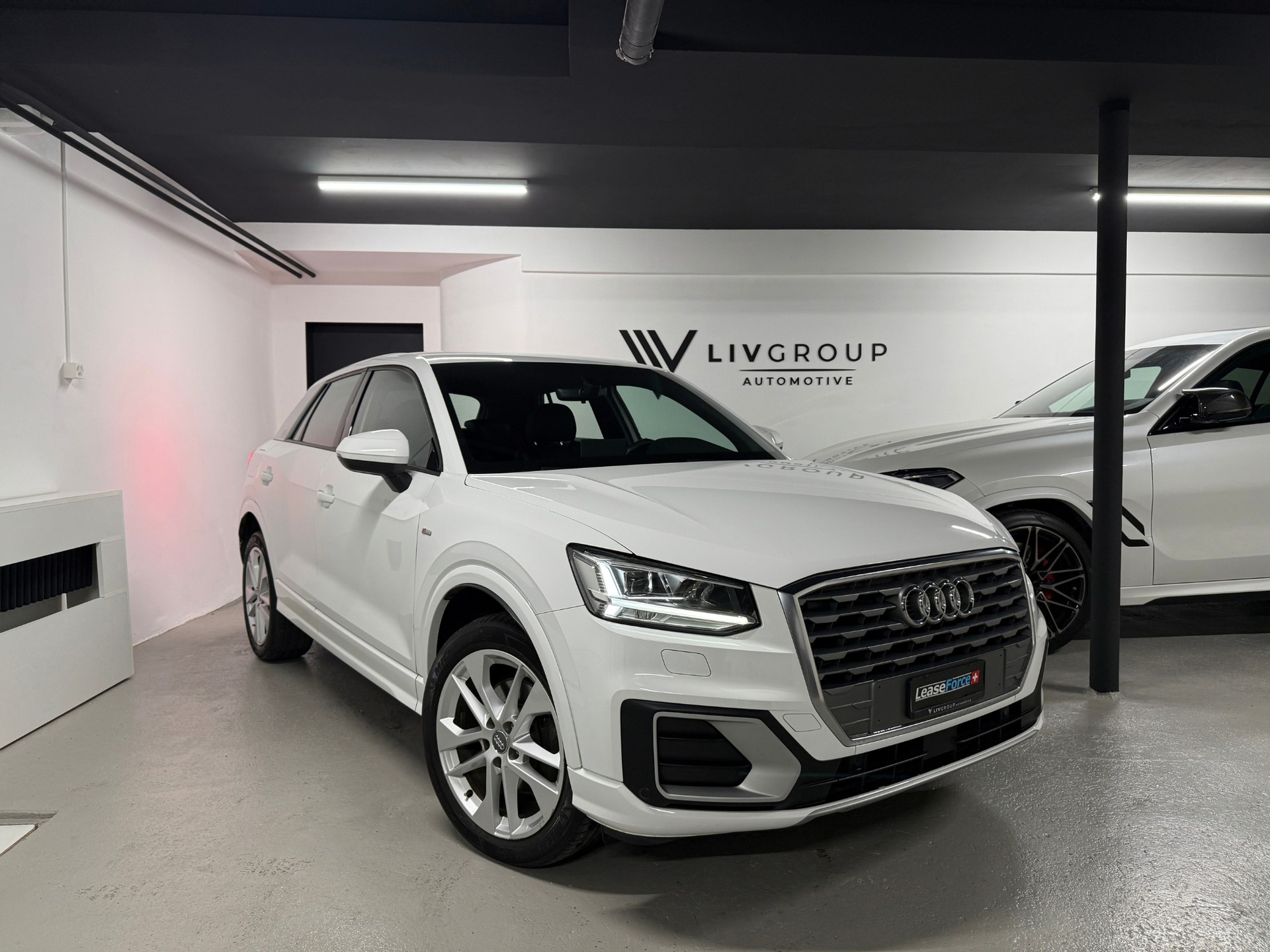 AUDI Q2 1.0 TFSI S-Line-image-0