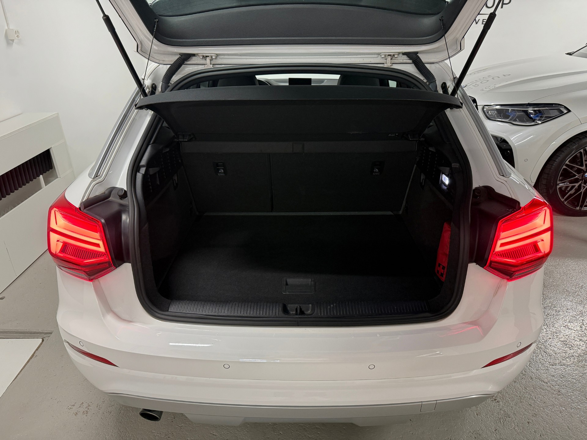 AUDI Q2 1.0 TFSI S-Line-image-15