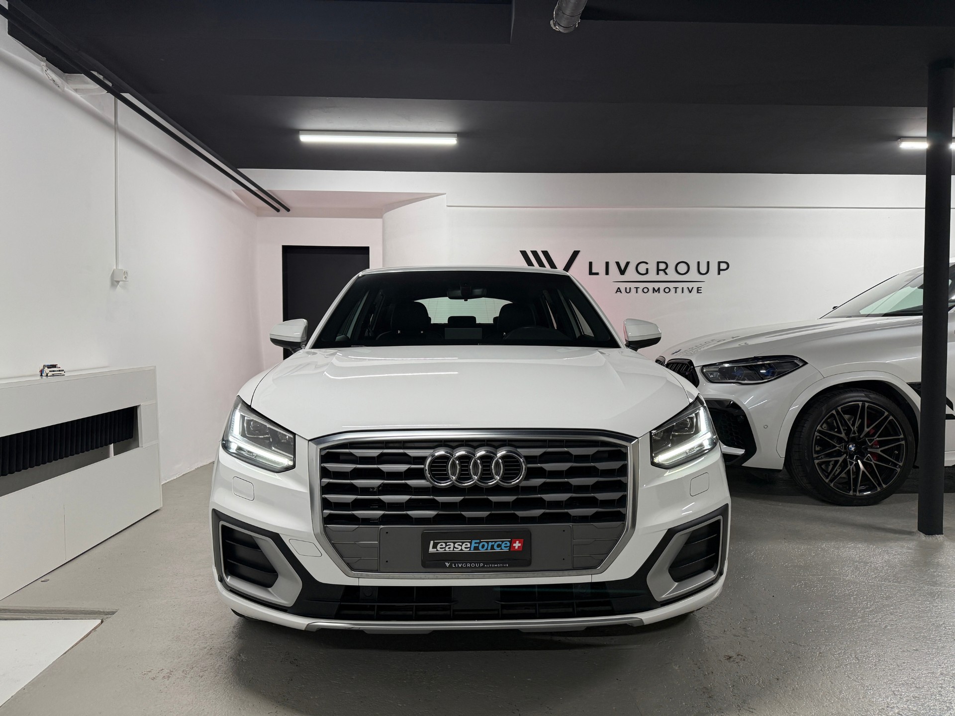 AUDI Q2 1.0 TFSI S-Line-image-2