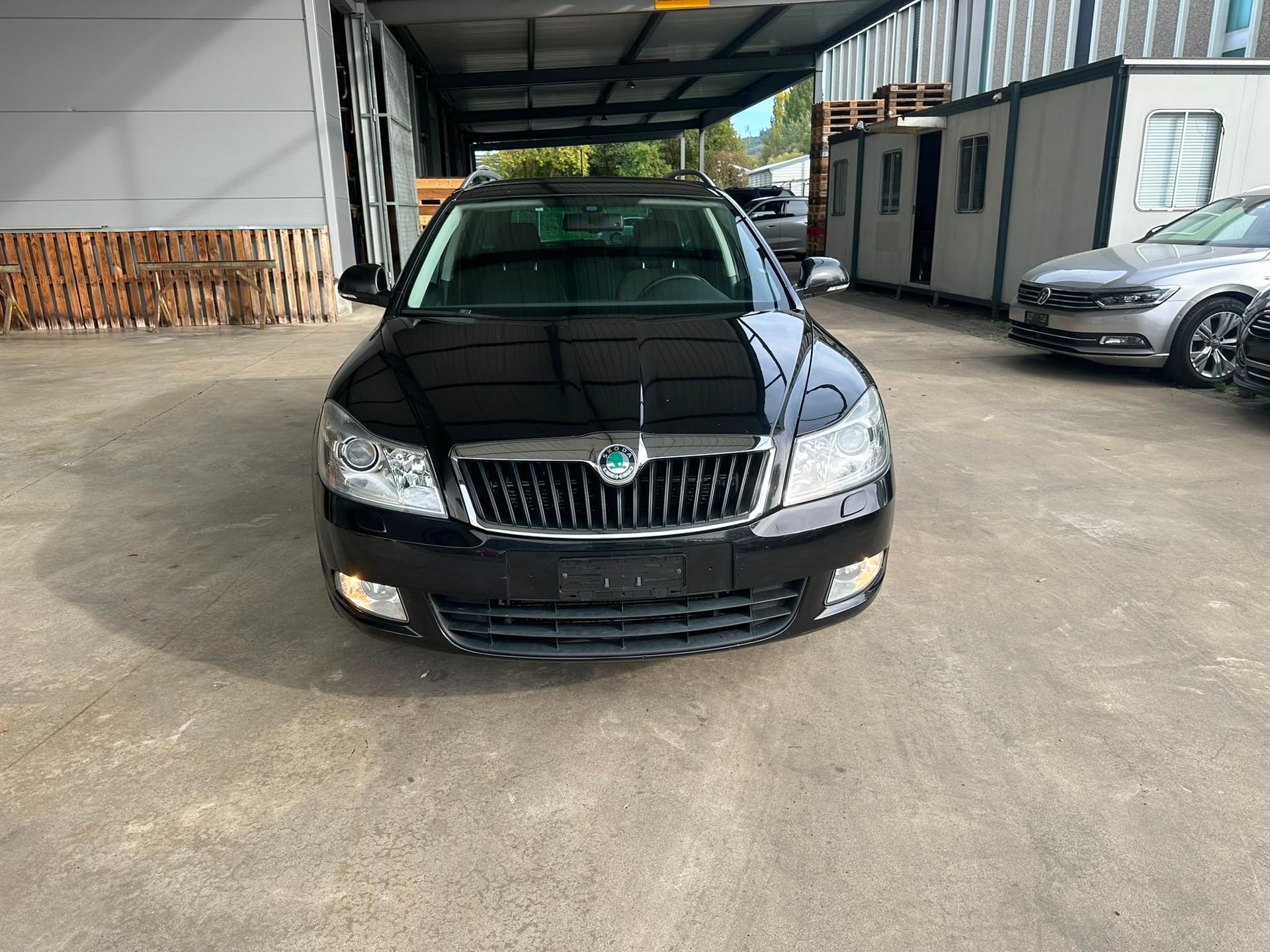 SKODA Octavia Combi 2.0 TDI Elegance 4x4 DSG-image-0