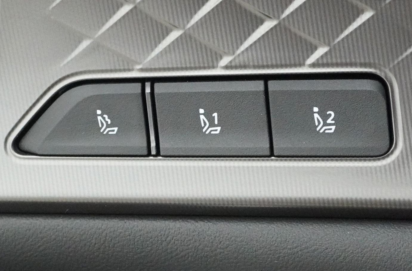 KIA Sorento 1.6 T-GDi Plug-in Hybrid Style Plus 7Plätzer-image-12