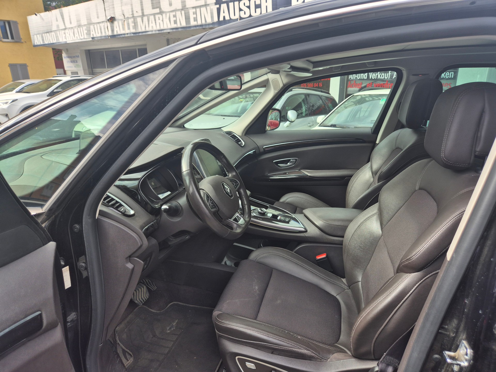 RENAULT Espace 1.8 TCe 90th Anniversary EDC-image-6