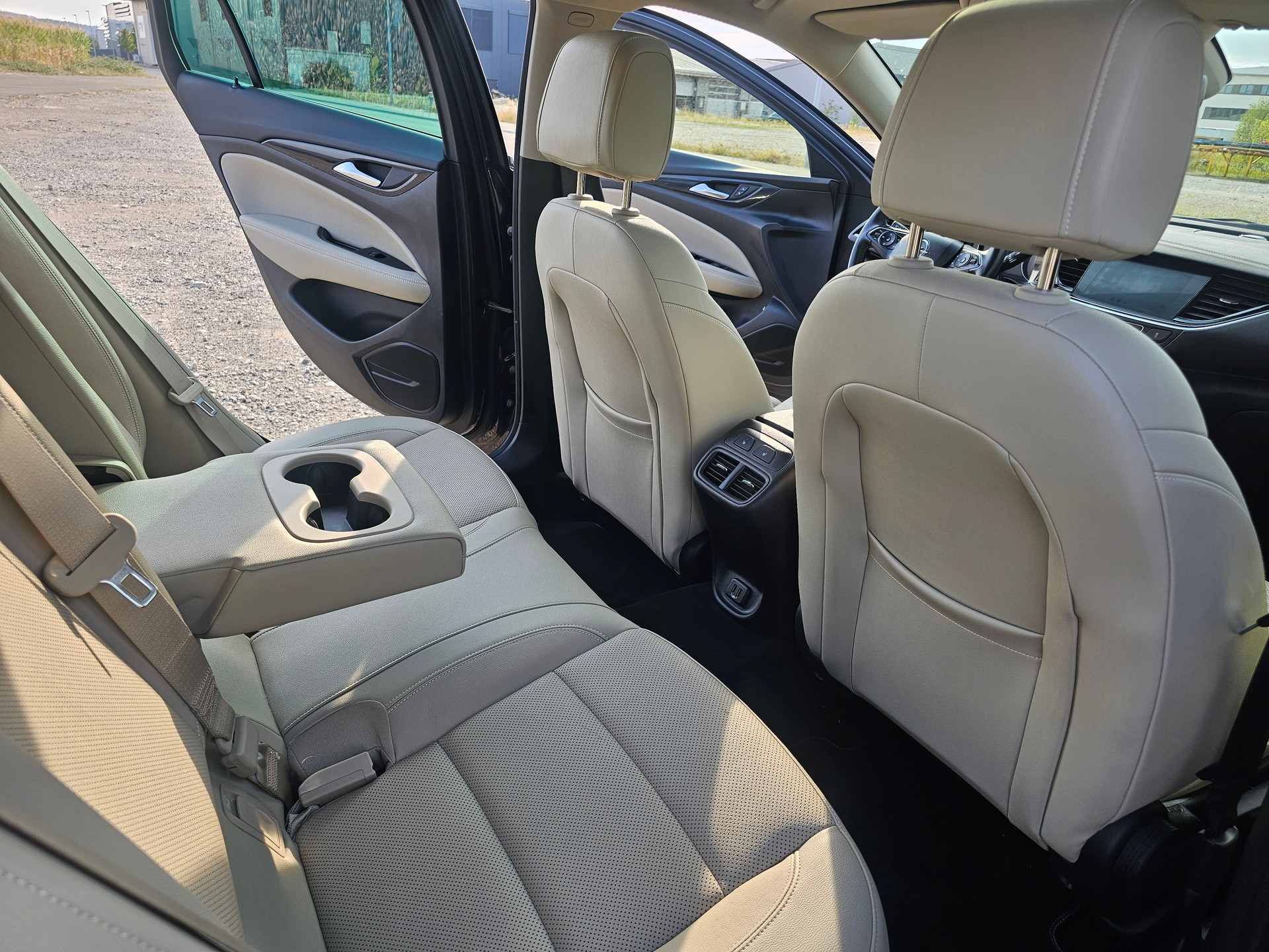 OPEL 2.0 T Business-image-3