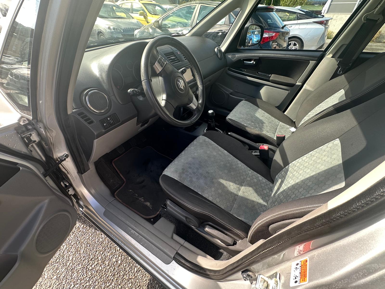 SUZUKI SX4 1.6 16V PizSulai 4WD-image-4