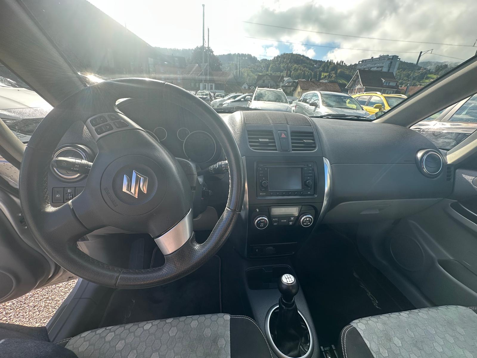 SUZUKI SX4 1.6 16V PizSulai 4WD-image-3