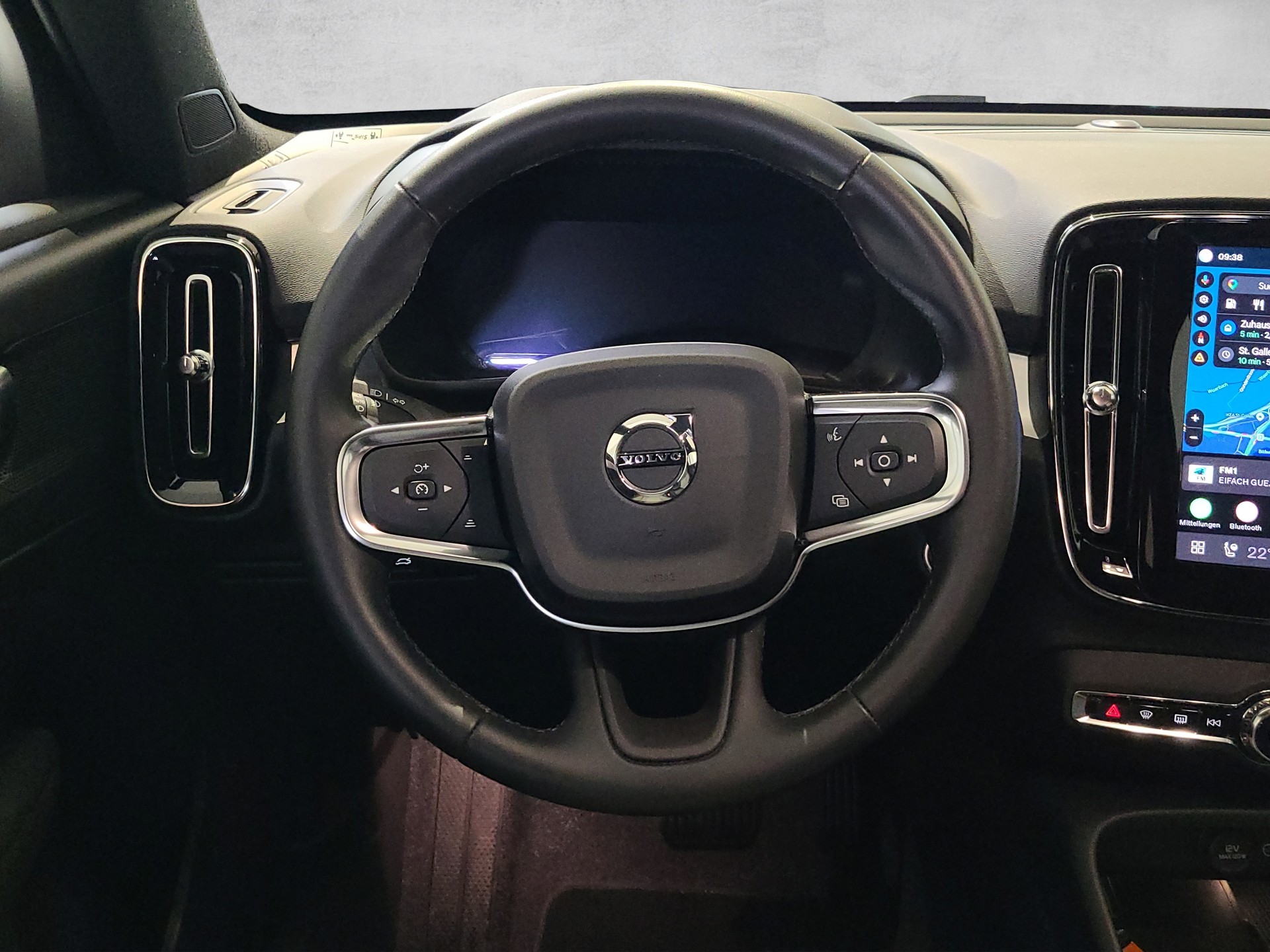 VOLVO XC40 2.0 B3 MH XCITE-image-12