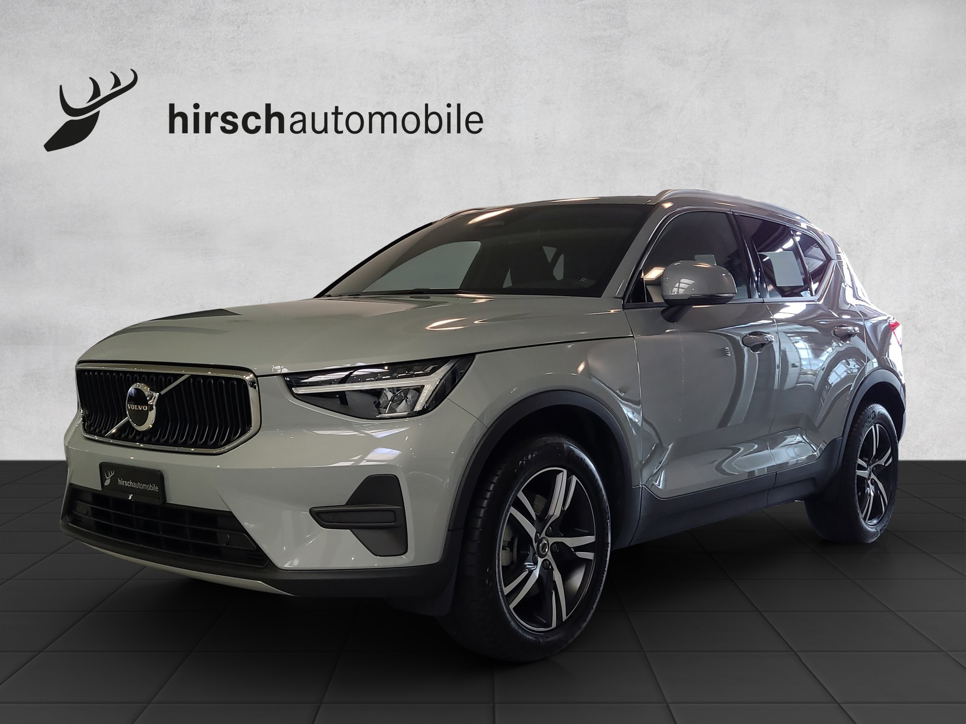 VOLVO XC40 2.0 B3 MH XCITE-image-0