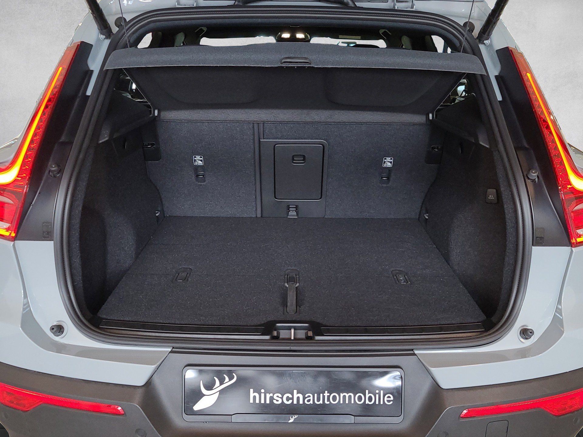 VOLVO XC40 2.0 B3 MH XCITE-image-14