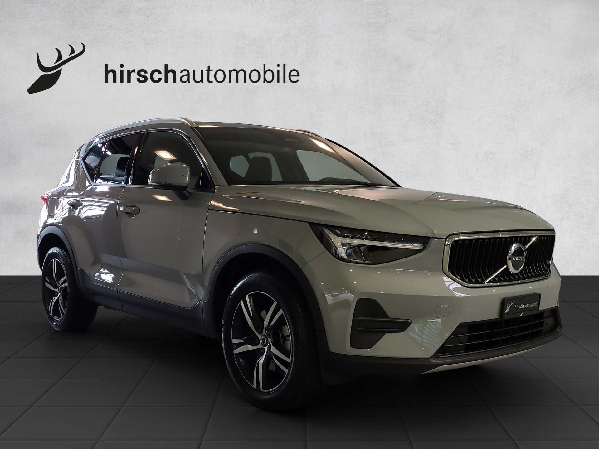 VOLVO XC40 2.0 B3 MH XCITE-image-4