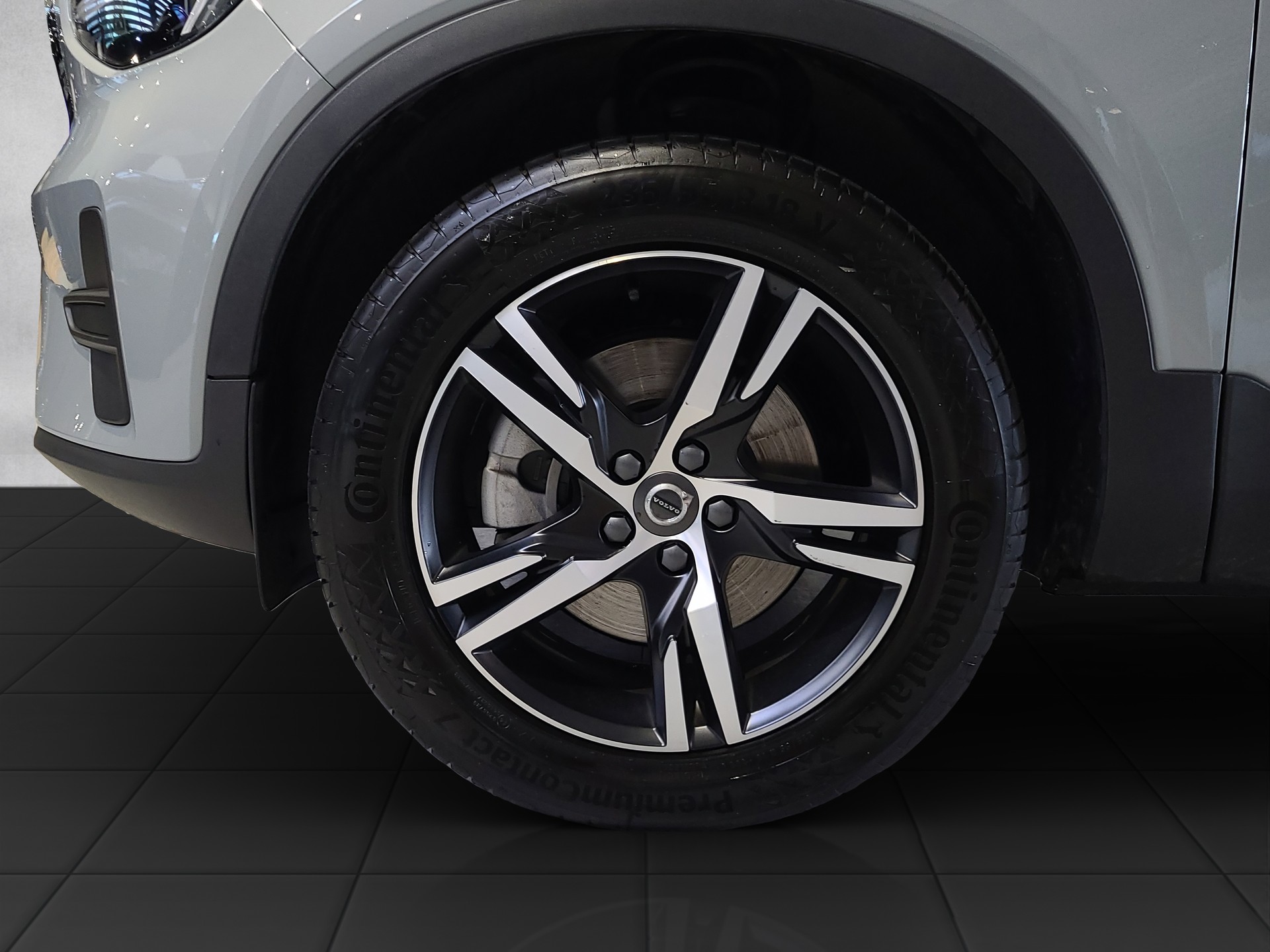 VOLVO XC40 2.0 B3 MH XCITE-image-8