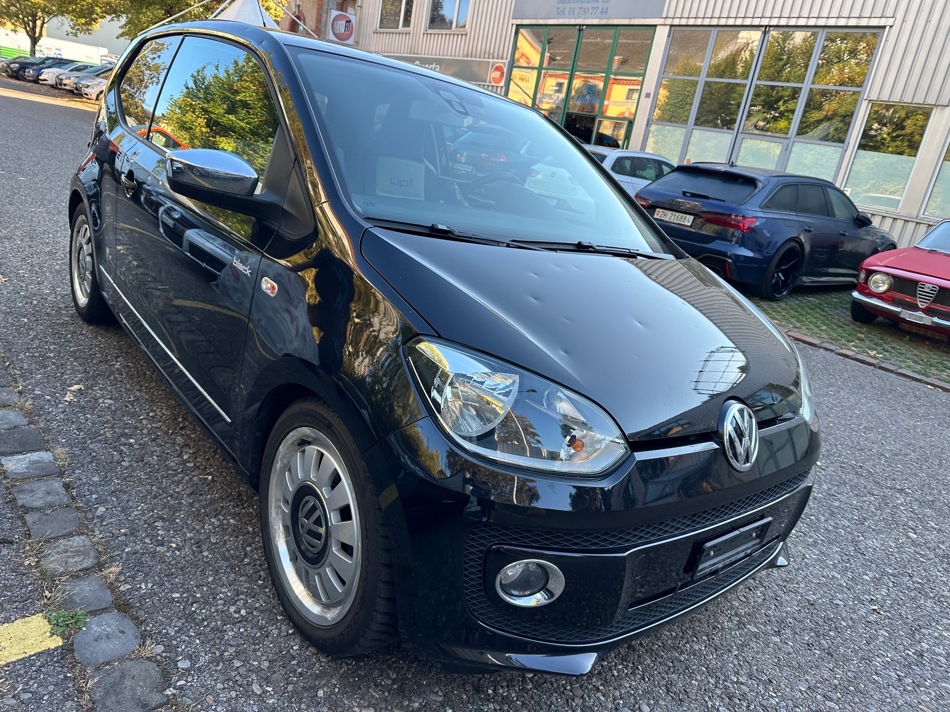 VW Up 1.0 high up-image-1