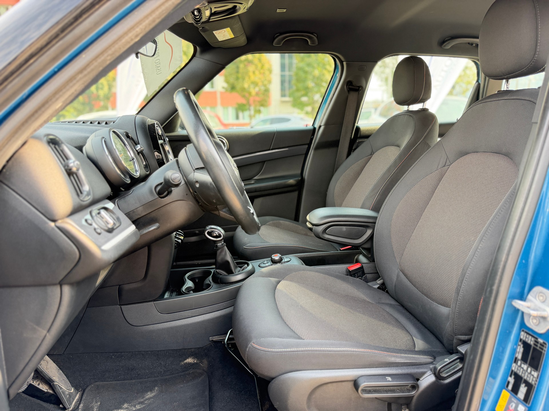 MINI Countryman Cooper S E ALL4 Steptronic-image-8
