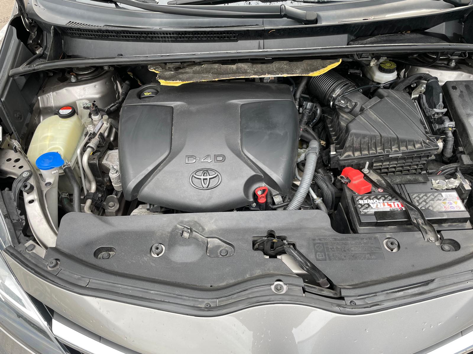 TOYOTA Verso 1.6 D-4D SwissTrend-image-10