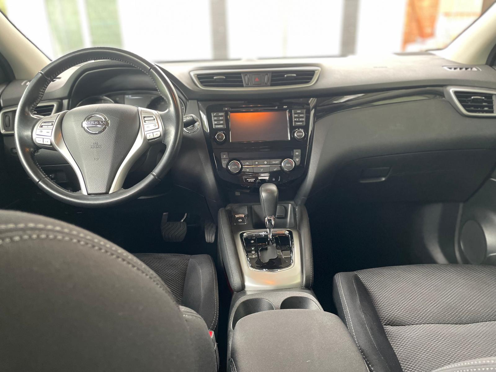 NISSAN Qashqai 1.6 dCi N-Connecta Xtronic CVT-image-16