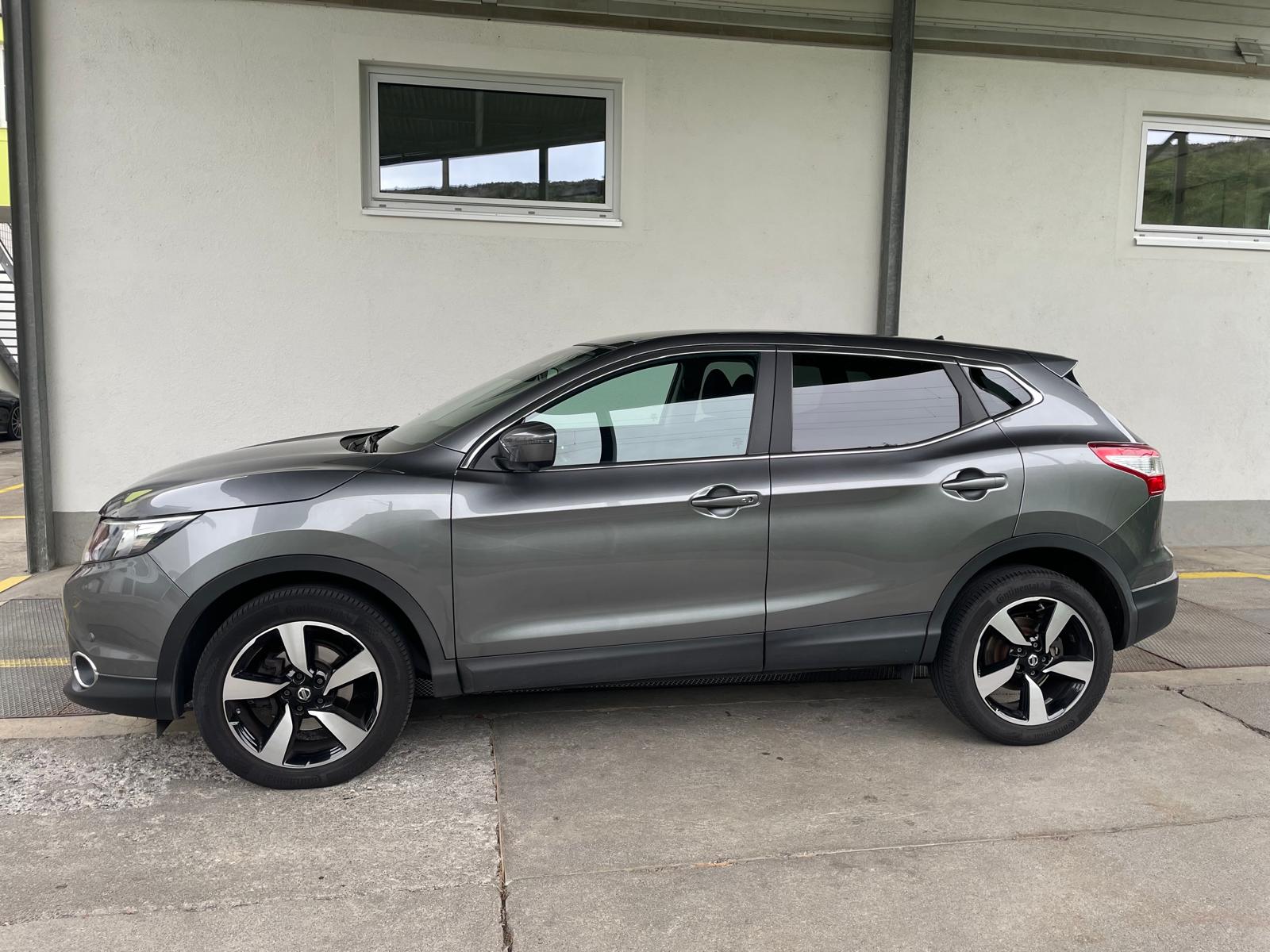 NISSAN Qashqai 1.6 dCi N-Connecta Xtronic CVT-image-1