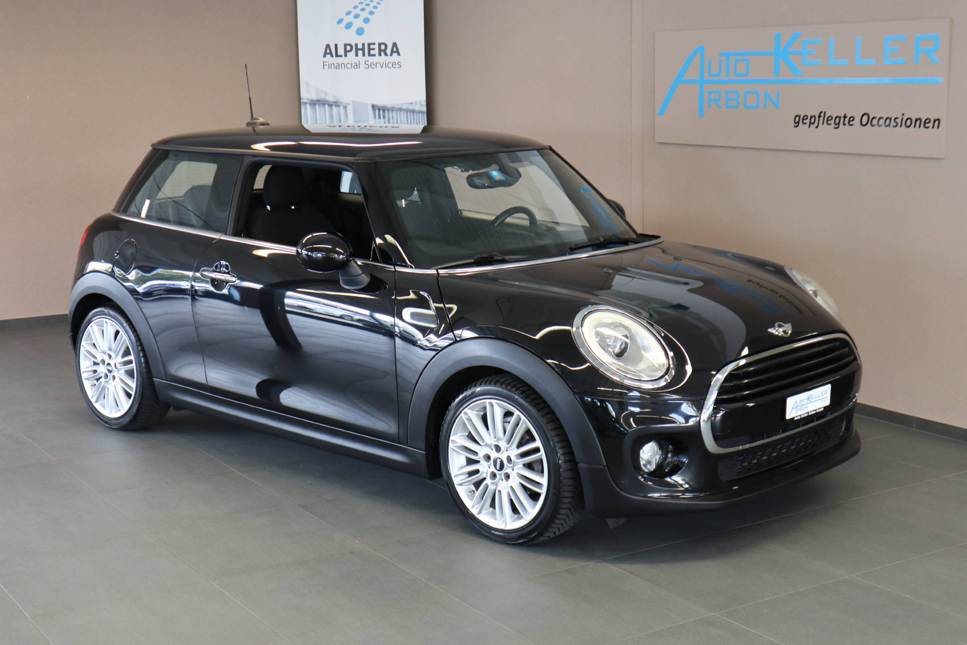 MINI Mini F56 1.5i Cooper-image-2