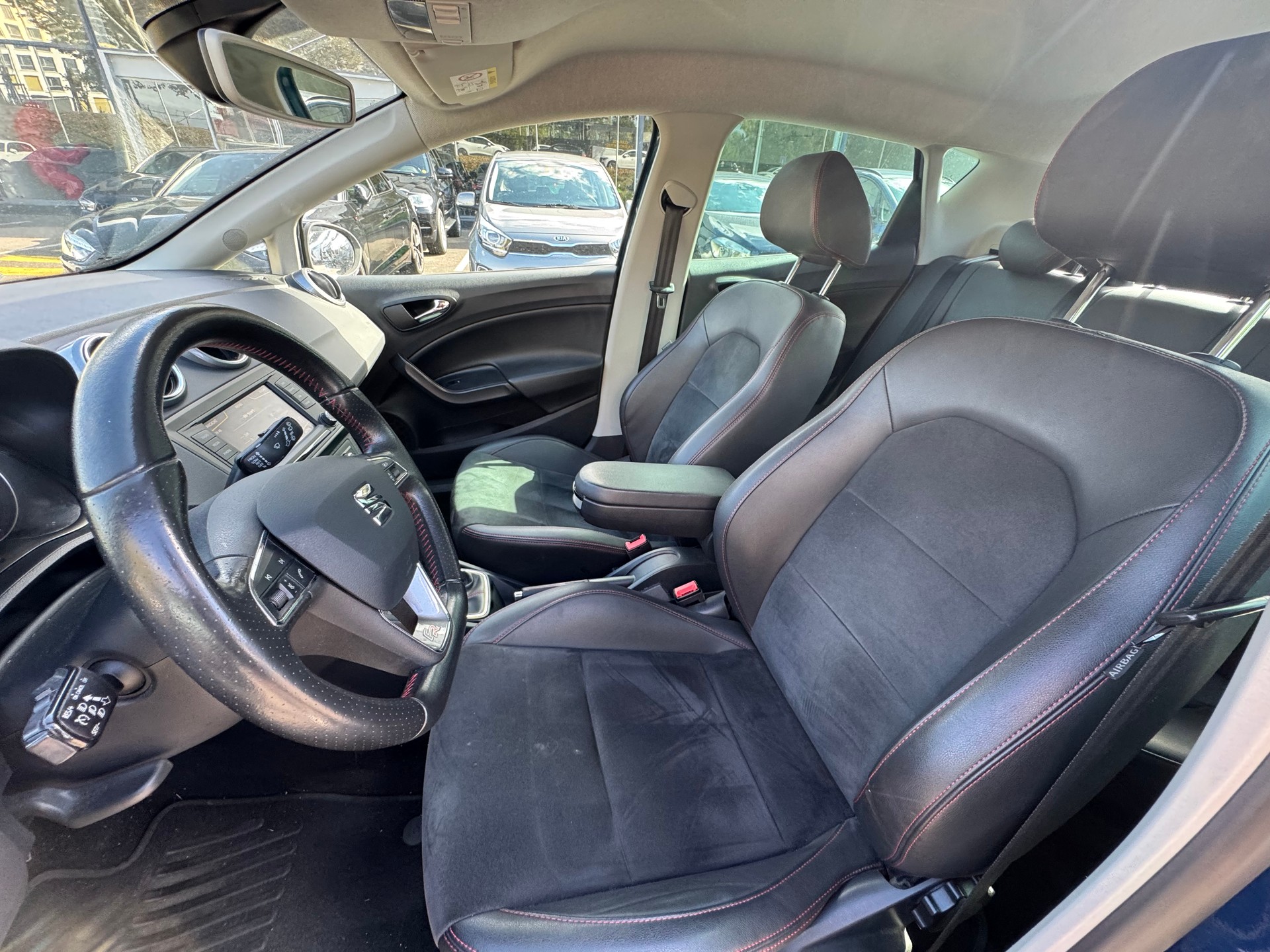 SEAT Ibiza 1.0 EcoTSI FR Line-image-14