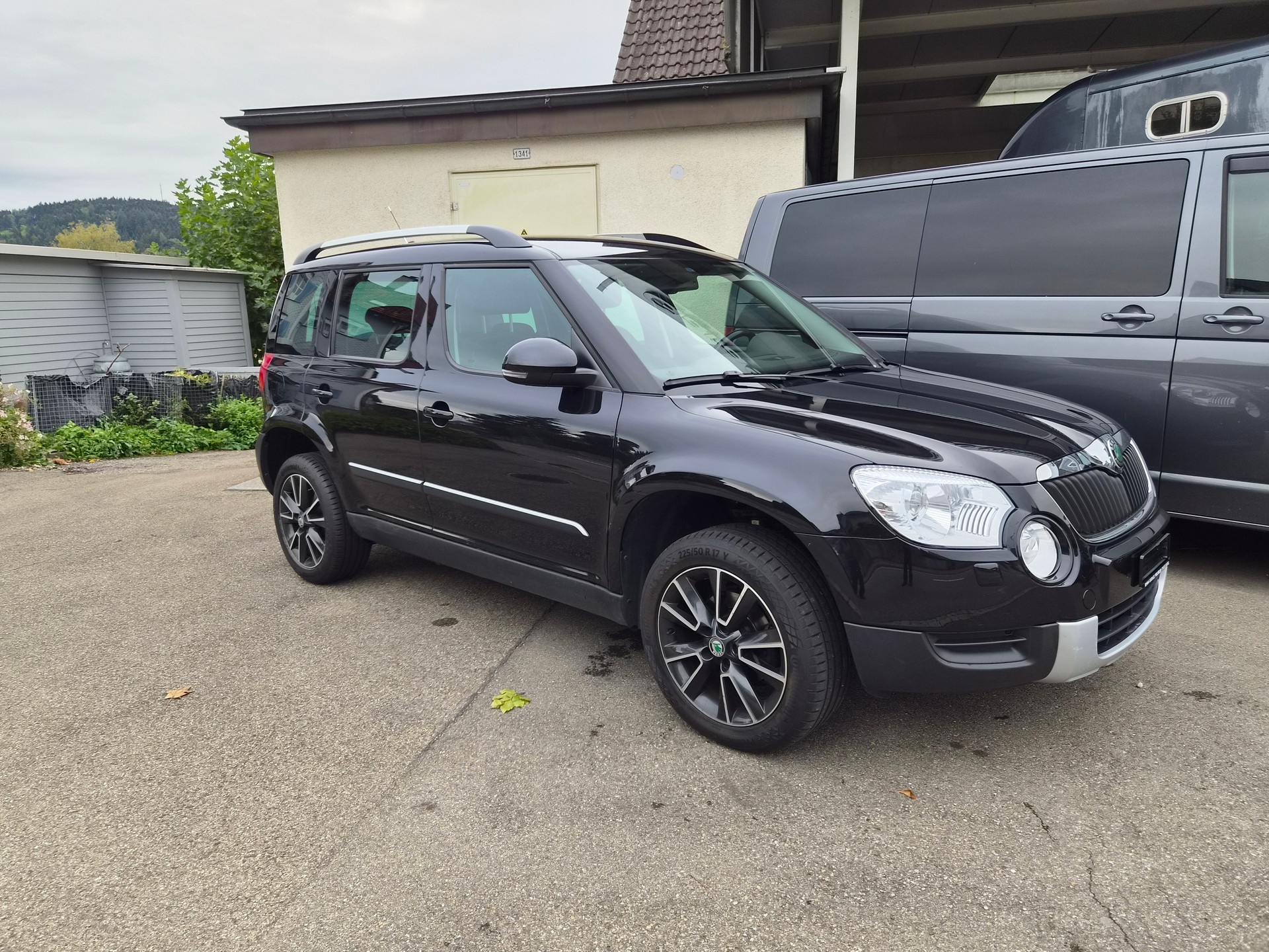 SKODA Yeti 2.0 TDI Adventure II 4x4-image-1