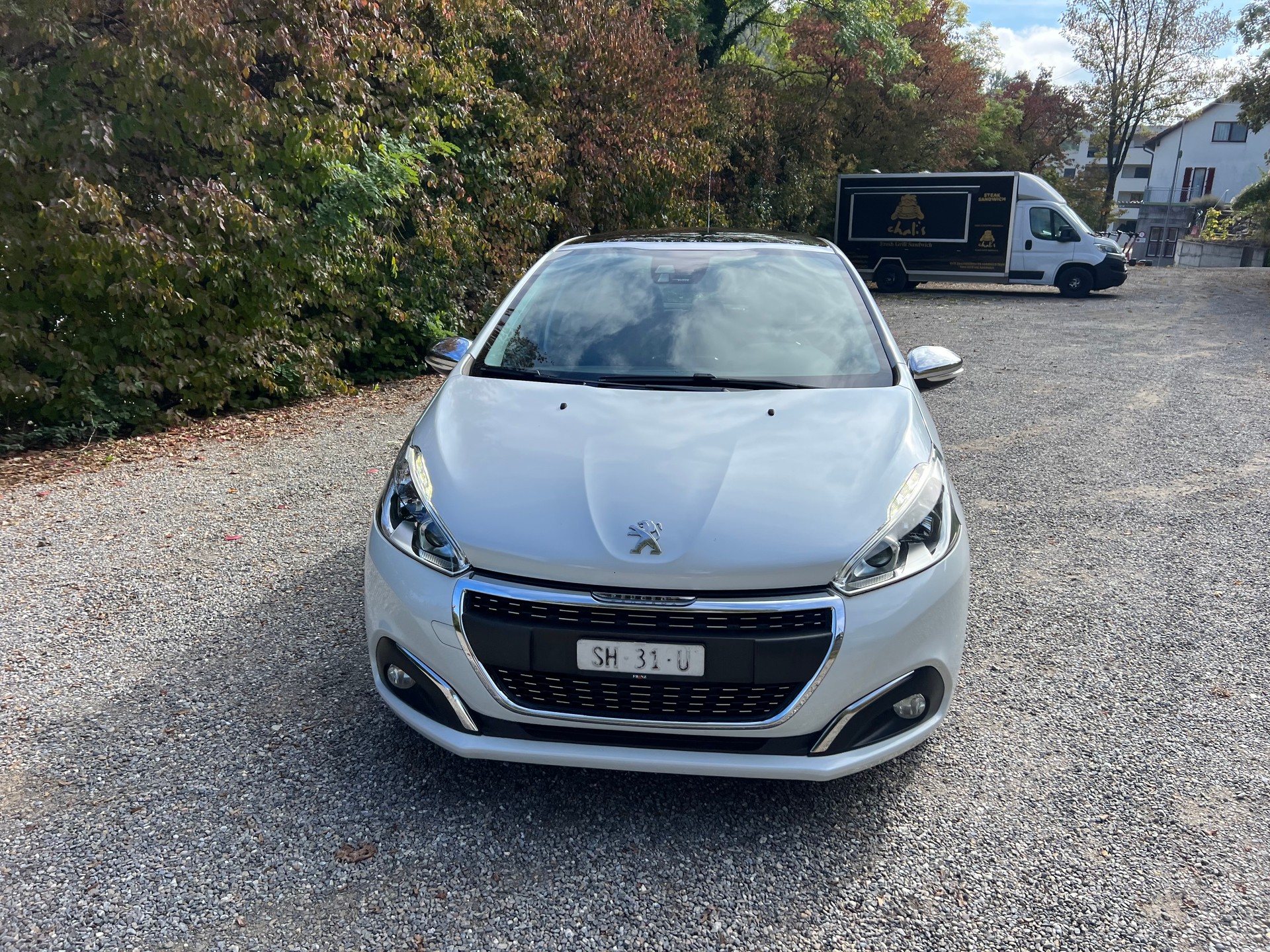 PEUGEOT 208 1.2 PureTech Active EAT6-image-1