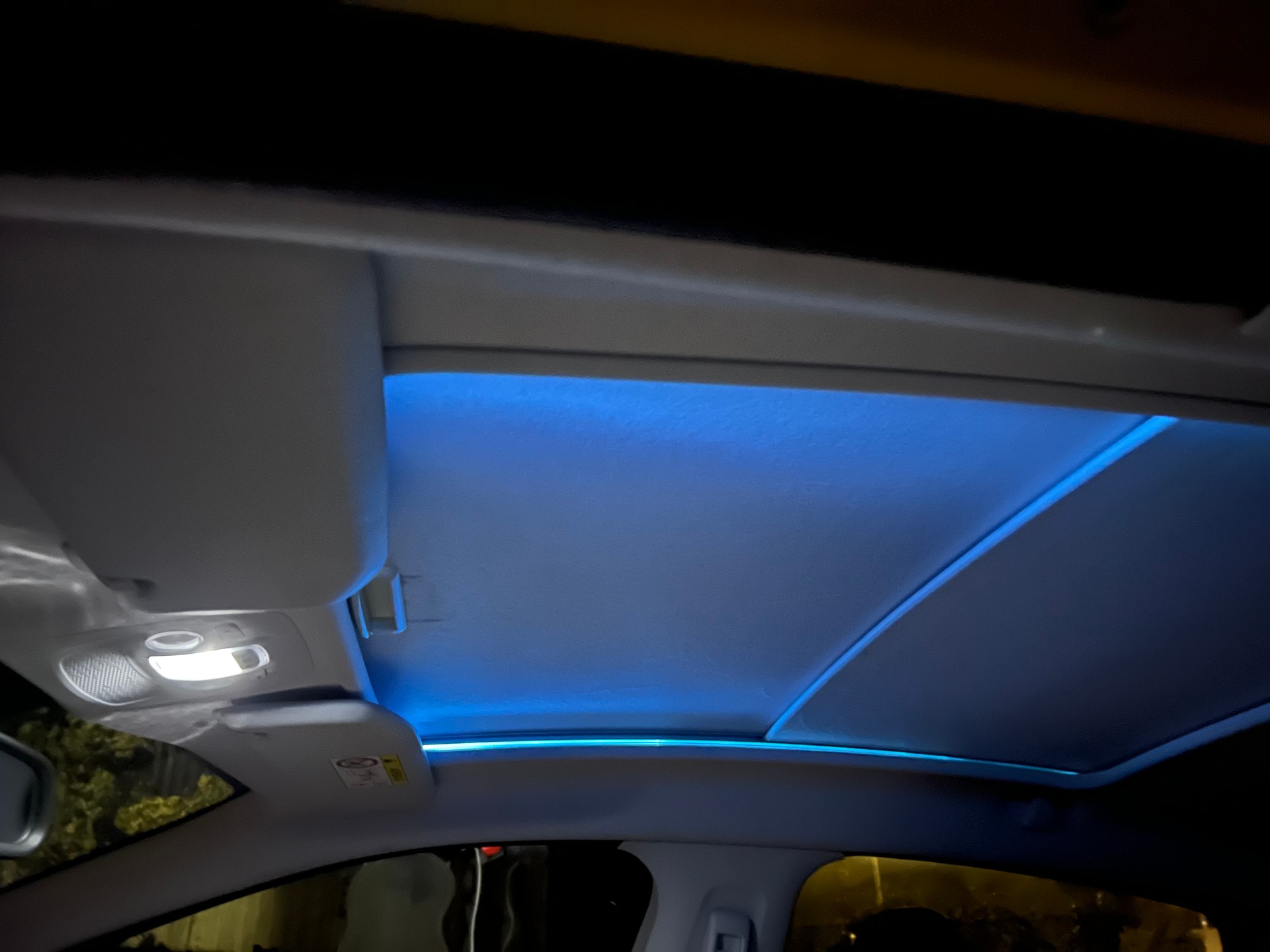 PEUGEOT 208 1.2 PureTech Active EAT6-image-12