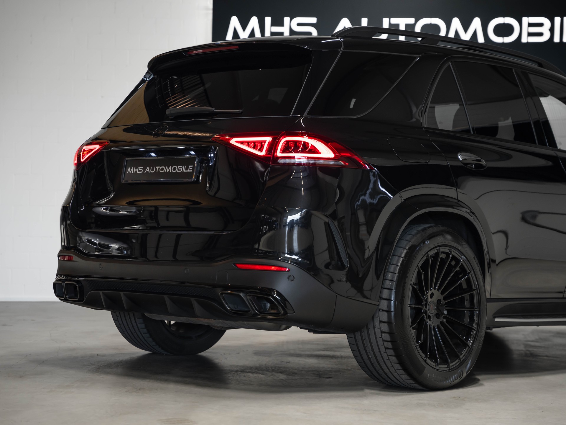 MERCEDES-BENZ GLE 450 4Matic AMG Line 9G-Tronic-image-24