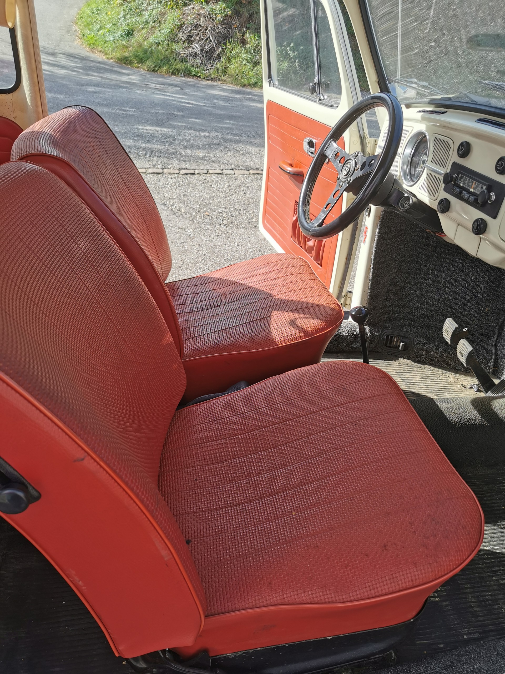 VW 1300-image-8