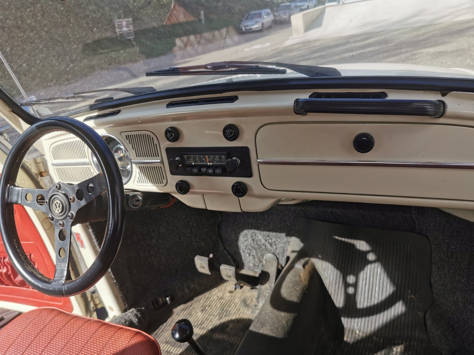 VW 1300-image-7
