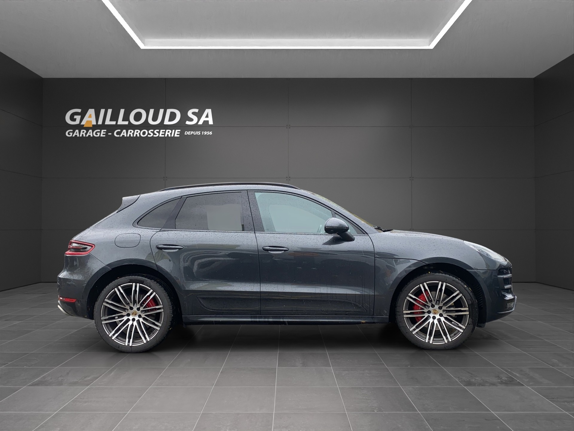 PORSCHE Macan Turbo PDK-image-5
