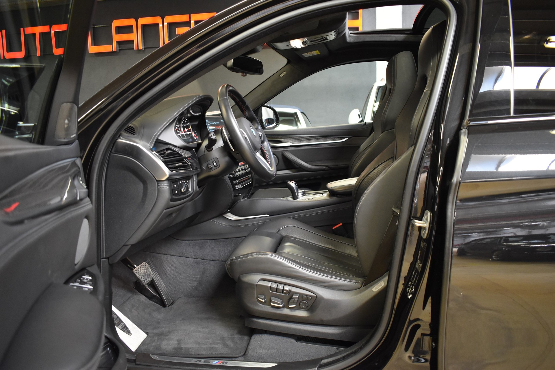 BMW X6M Steptronic-image-11