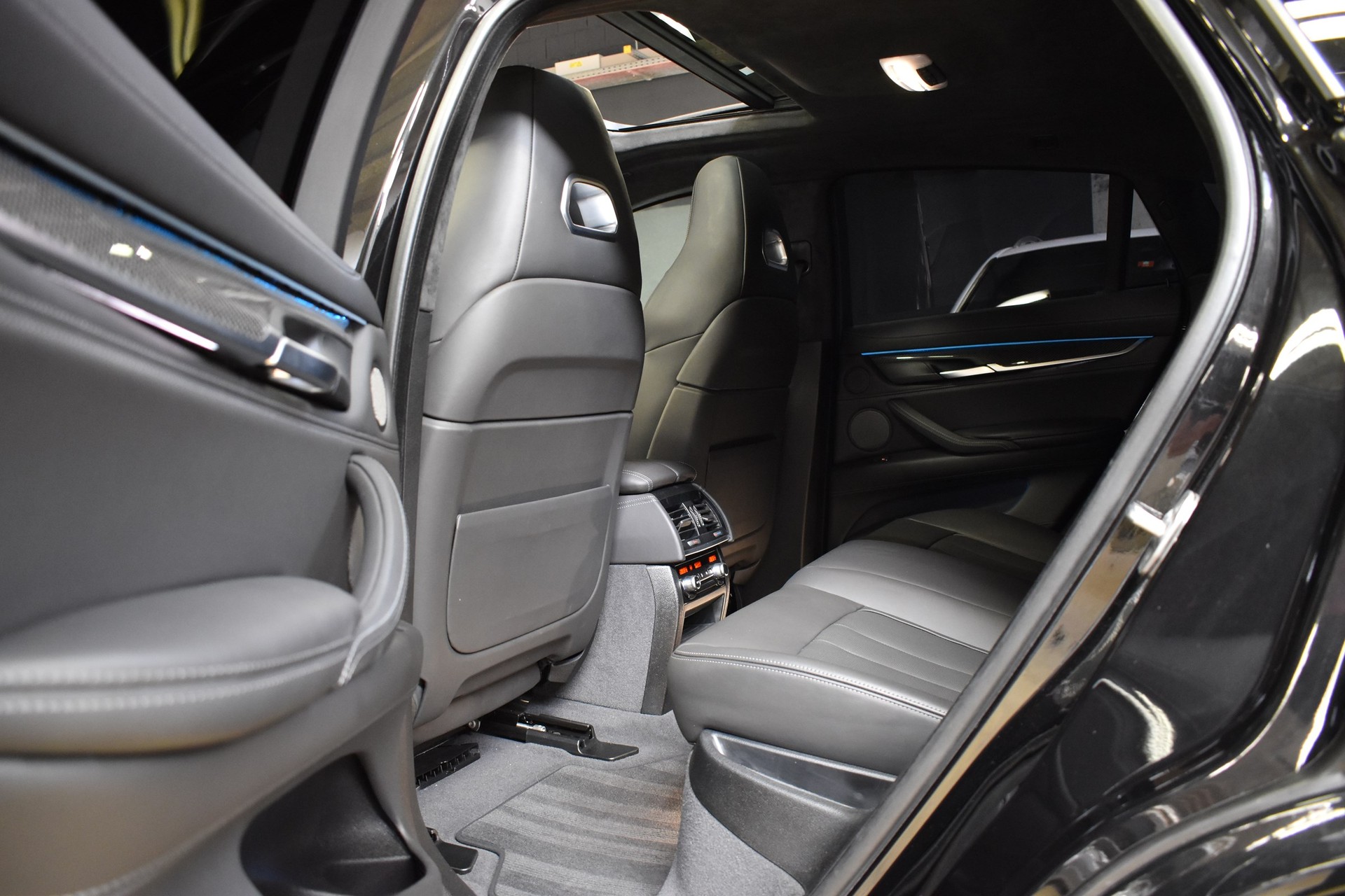 BMW X6M Steptronic-image-13