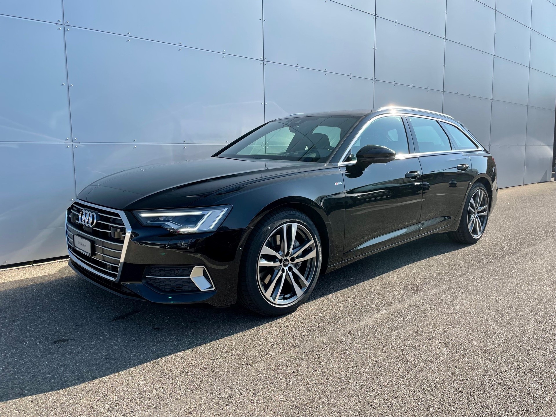 AUDI A6 Avant 45 TFSI Sport S-tronic quattro-image-0