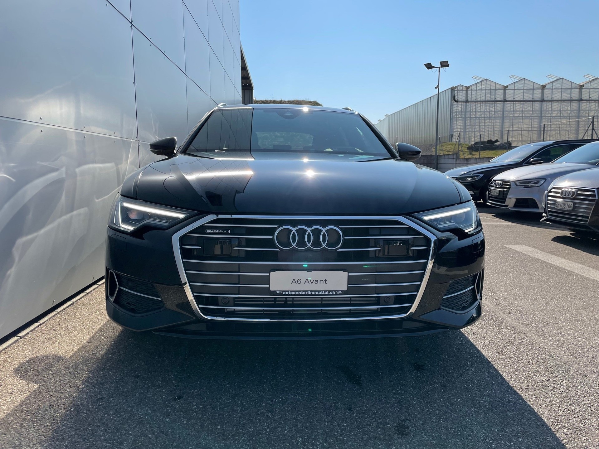 AUDI A6 Avant 45 TFSI Sport S-tronic quattro-image-3