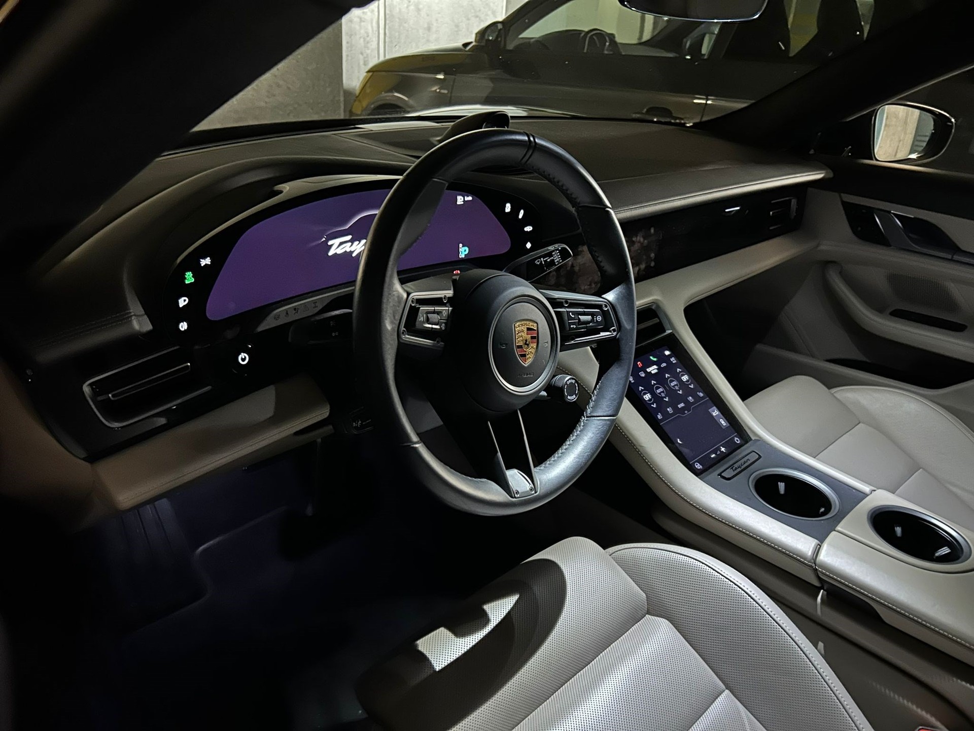 PORSCHE Taycan Turbo-image-5