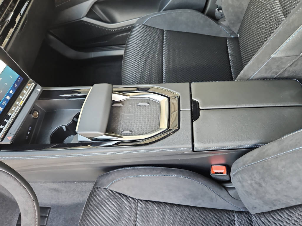 RENAULT Austral 1.2 E-Tech techno esprit Alpine-image-9